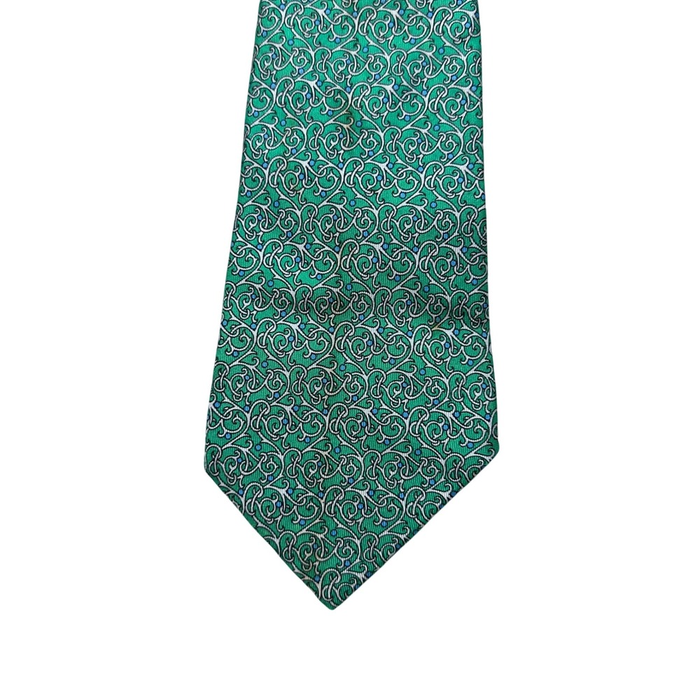 Hermes Paris Silk Tie Green Scroll Pattern 73 EA Made in France Designer Necktie